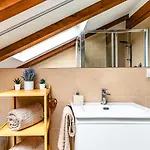 Pensionat Charming Barolo Wine Loft